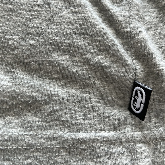 Ecko Ultd Instigate 93 Tee- Size XLarge. Preowned- Gray, Black, & Burgundy - Picture 2 of 6